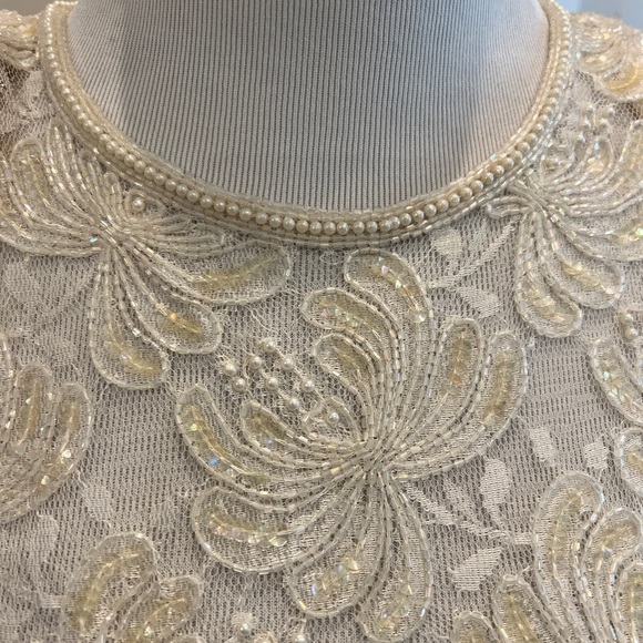 Vintage Lace and Beaded Scalloped Top - Picture 5 of 11